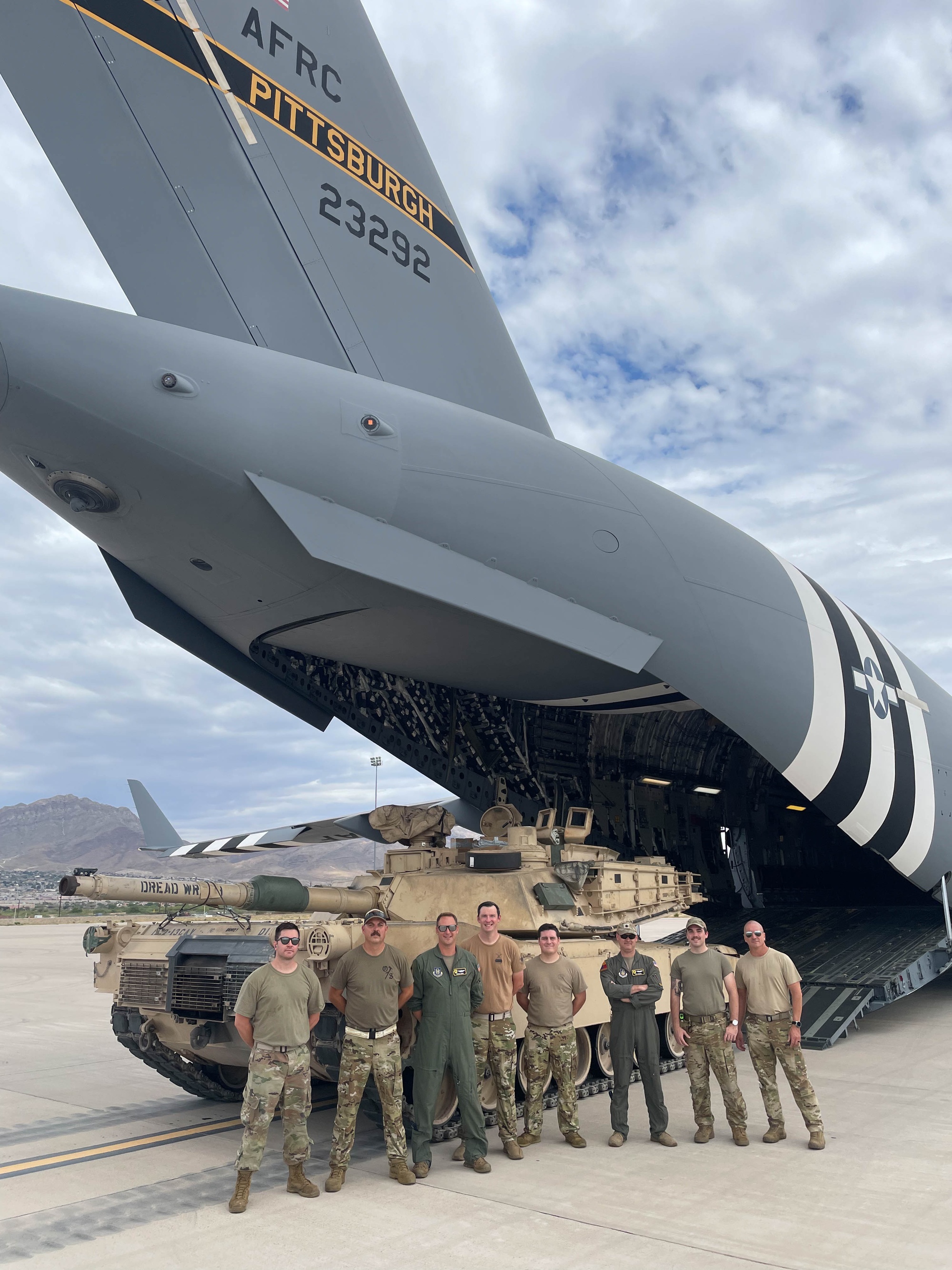 その他 USAF 1st AIRLIFT SPUADRON SAMFOX FOX FACTS FRIDAY | The motto 