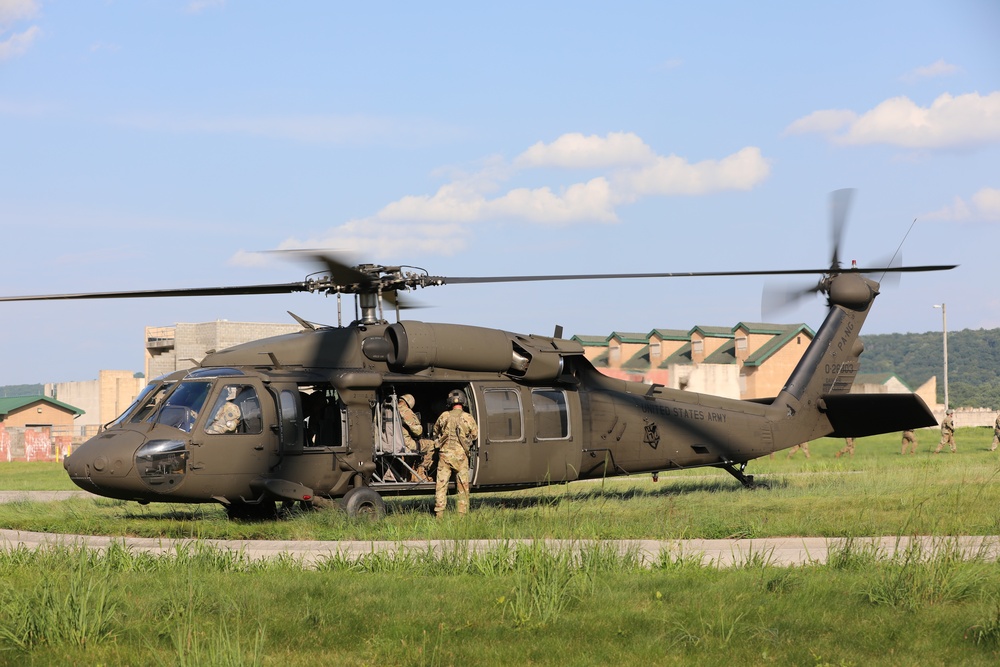 UH-60 Black Hawks land to extract Soldiers