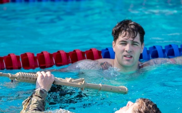 8th PSYOP Group Combat Water Survival Training