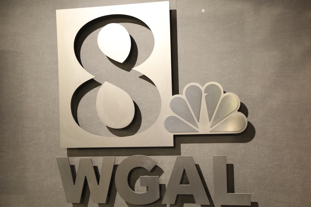 Soldiers tour WGAL News 8 studio