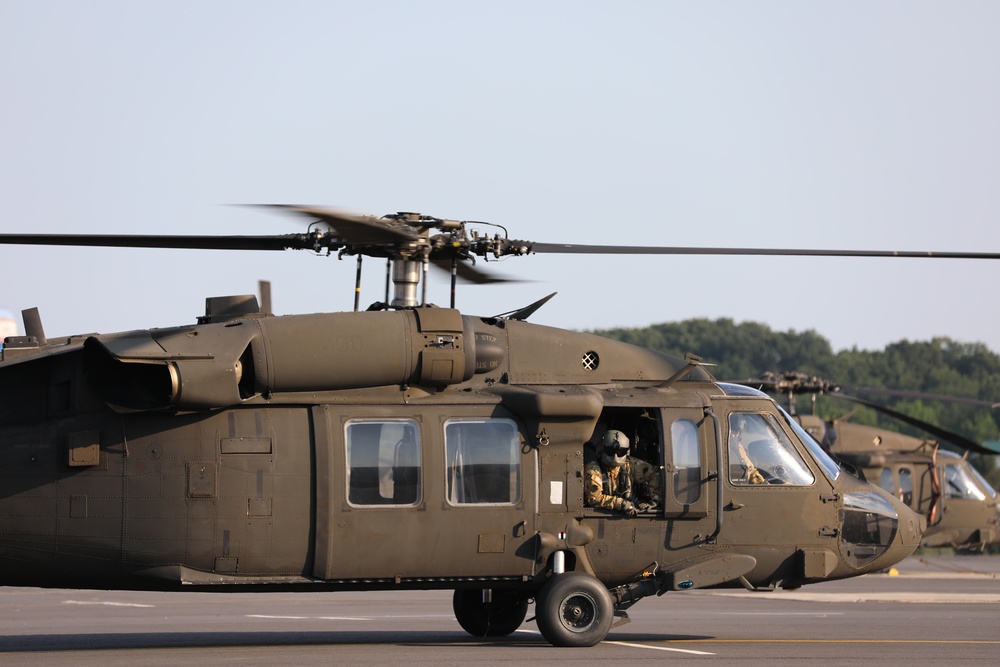UH-60 Black Hawk lands after extracting Soldiers