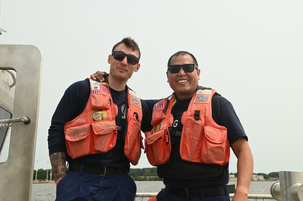 Station Annapolis conducts towing exercises