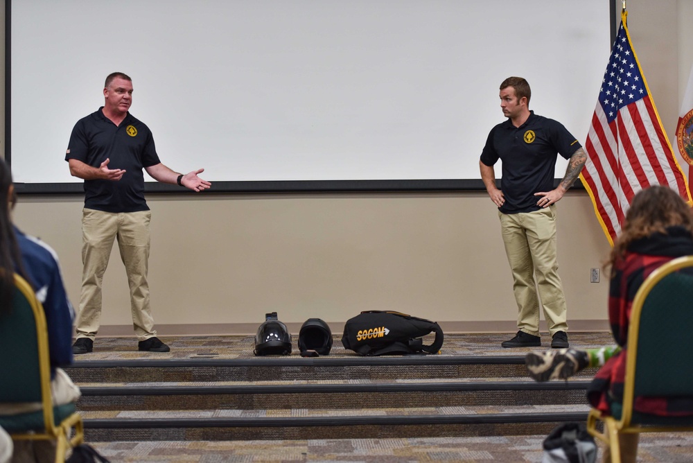 USSOCOM Para-Commandos speak to students during Hillsborough County Sheriff’s Office Rising Stars Leadership Academy