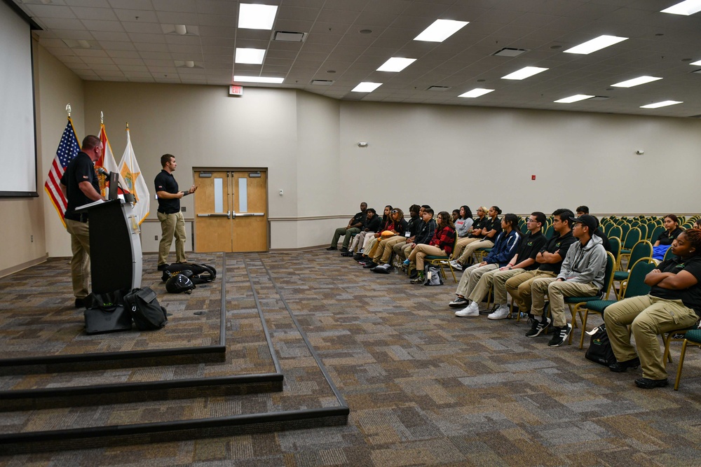 USSOCOM Para-Commandos speak to students during Hillsborough County Sheriff’s Office Rising Stars Leadership Academy