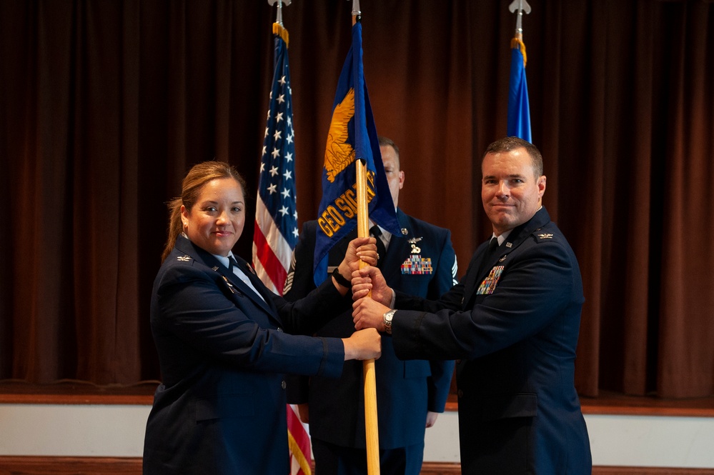 Geospatial and Signatures Intelligence Group welcomes new commander in change of command ceremony