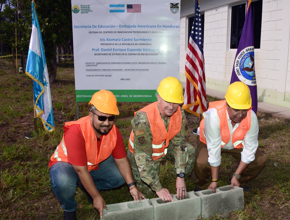 AFSOUTH Commander, Civil Affairs Attend Technology School’s Groundbreaking Ceremony