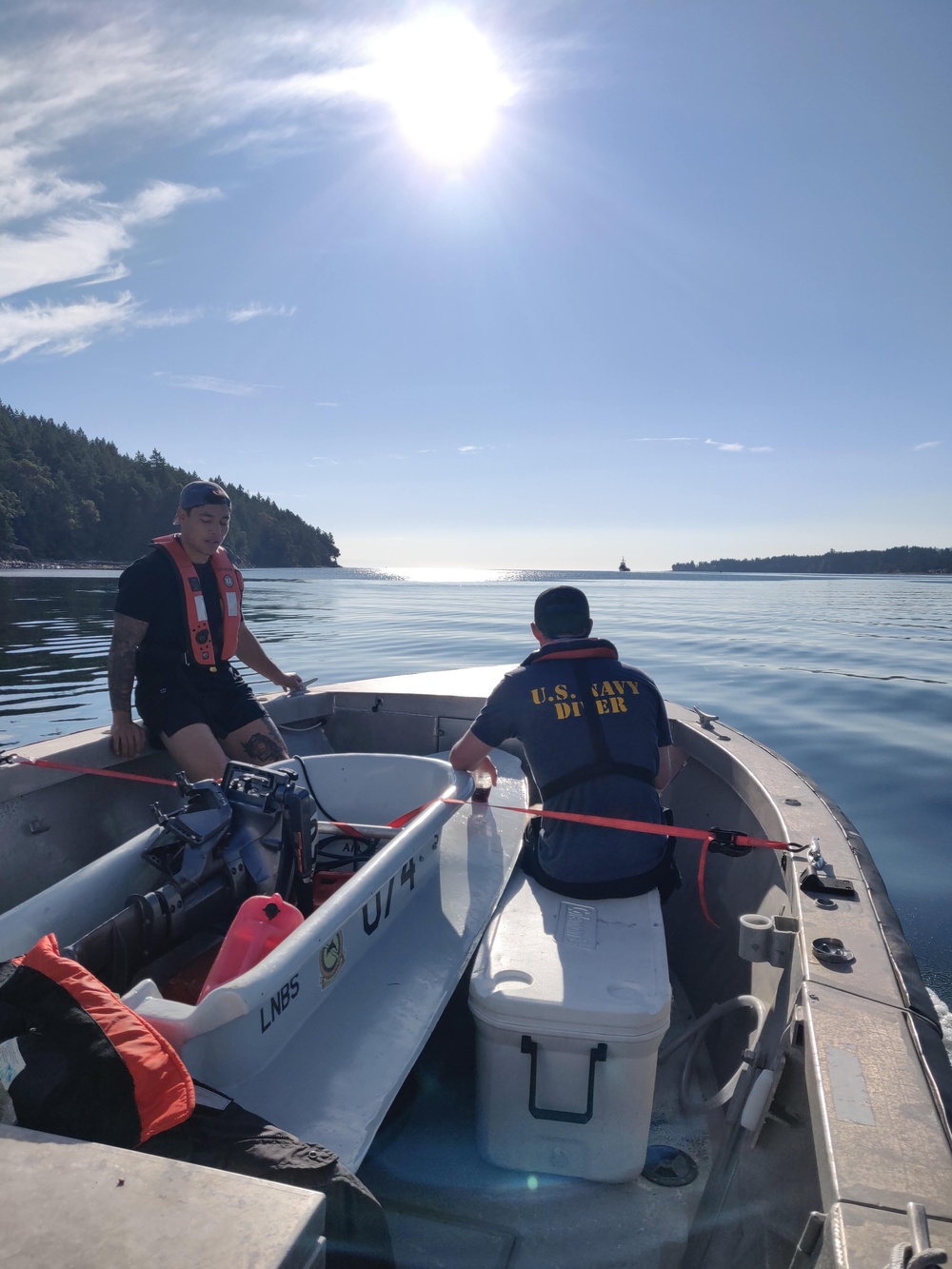 American, Canadian military units strengthen partnership and community outreach efforts through joint participation in bathtub race