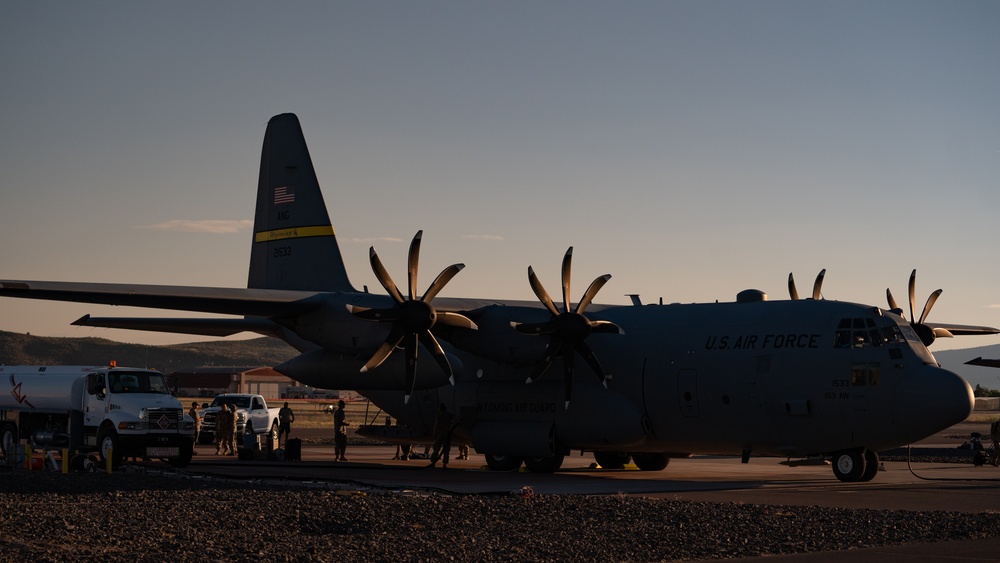 MAFFS personnel join wildfire suppression efforts against Wiley and Jerry Ridge Fires in Northwest United States