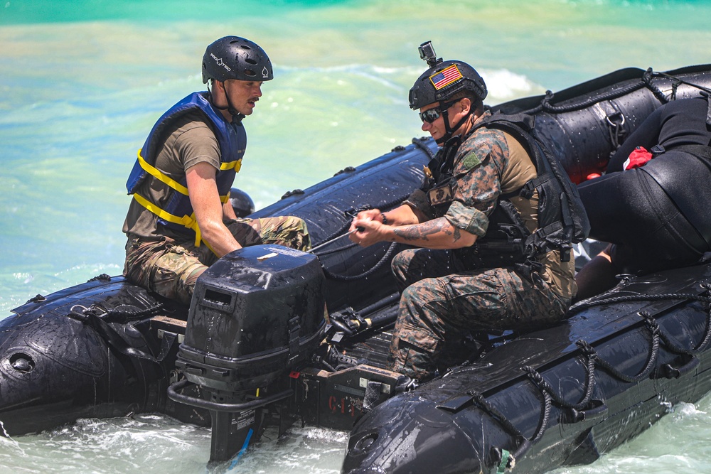 Coxswain Training: 3rd Squadron, 4th Cavalry Regiment, 3rd Infantry Brigade Combat Team