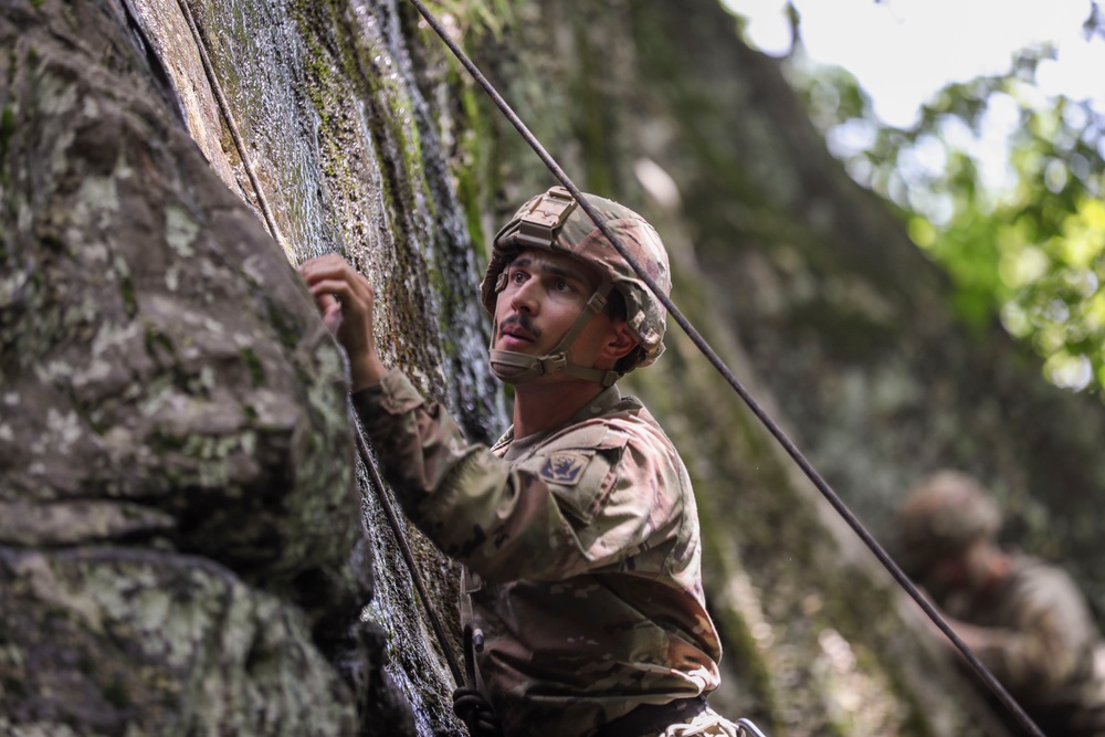 Vermont National Guard's 3-172 Infantry Train in the Green Mountains