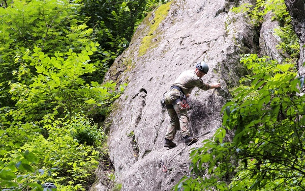 Vermont National Guard's 3-172 Infantry Train in the Green Mountains
