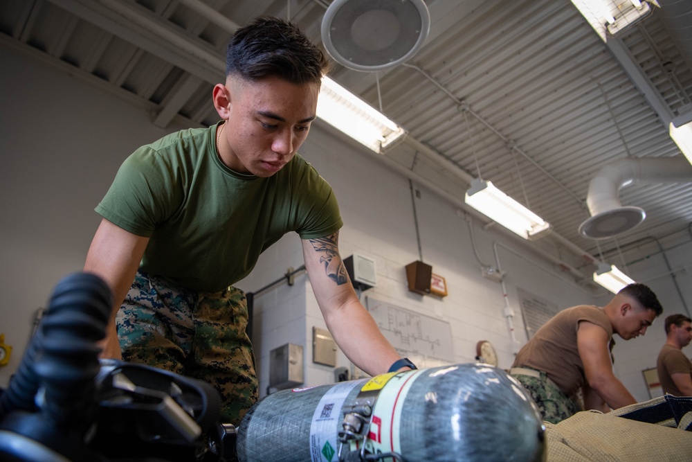 UH Midshipmen Firefighting Training