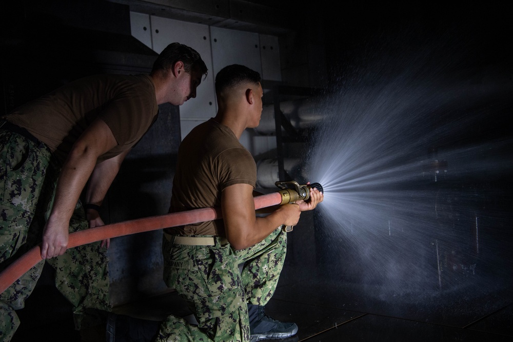 UH Midshipmen Firefighting Training