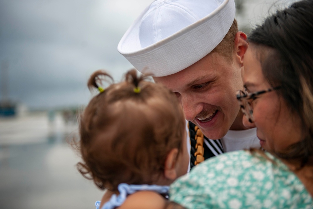 USS Annapolis Returns to Homeport