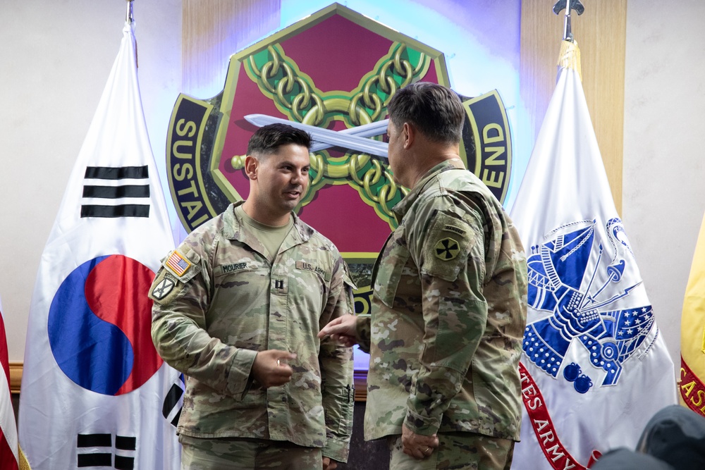 Lt. Gen. Burleson Tours Camp Casey