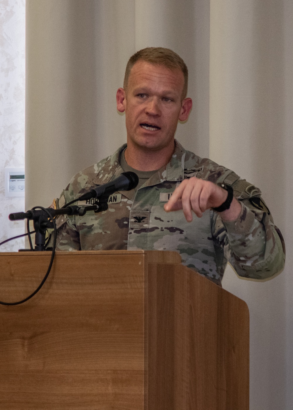 Garrison commander addresses audience at Community Leaders Information Forum
