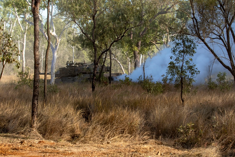 1AD and Australian Army's 3rd Brigade conduct combine arms live fire exercise