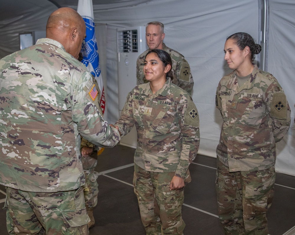 General Williams visits 4th Inf. Div. in Poland