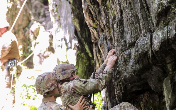 Vermont National Guard's 3-172 Infantry Train in the Green Mountains