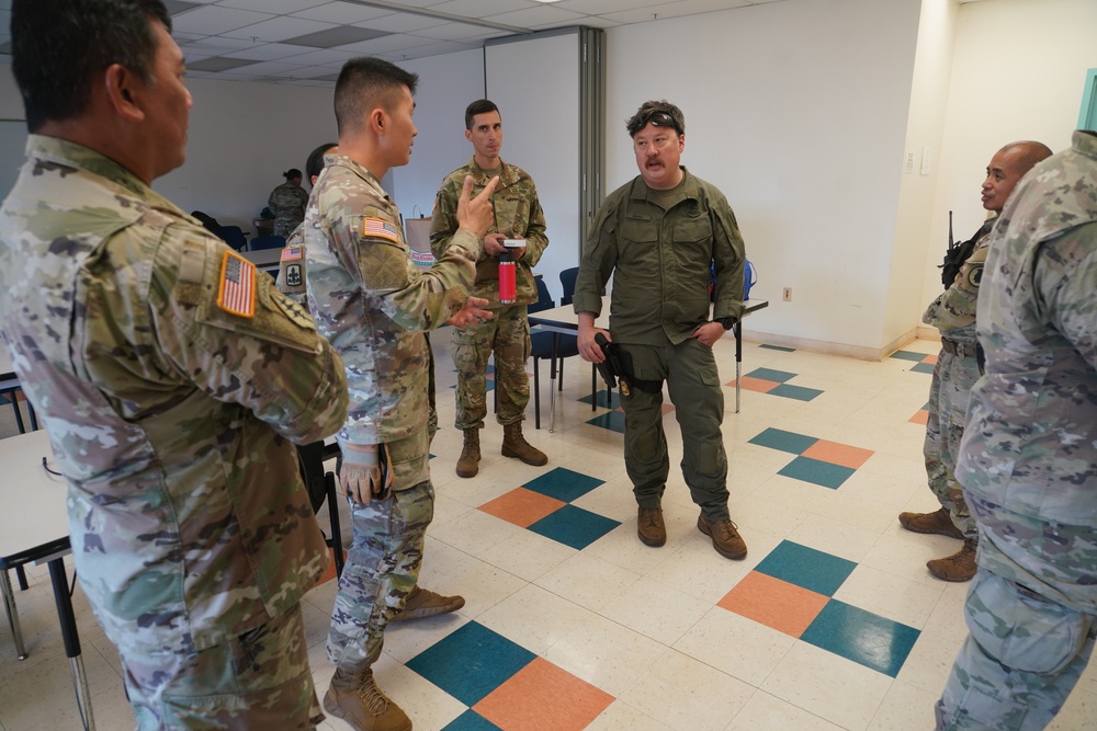 Hawaii National Guardsmen deploy to Maui County to aid in search efforts