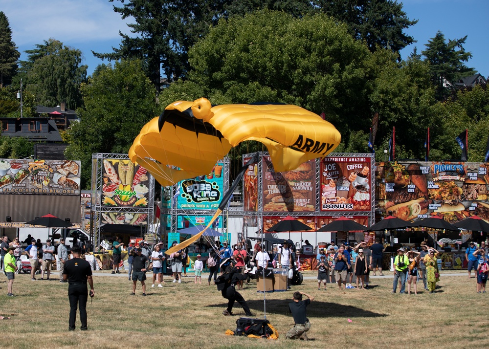 U.S. Army Golden Knights at Seafair 2023