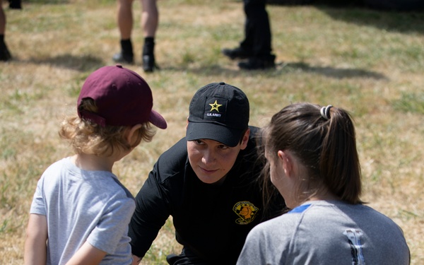 U.S. Army Golden Knights at Seafair 2023