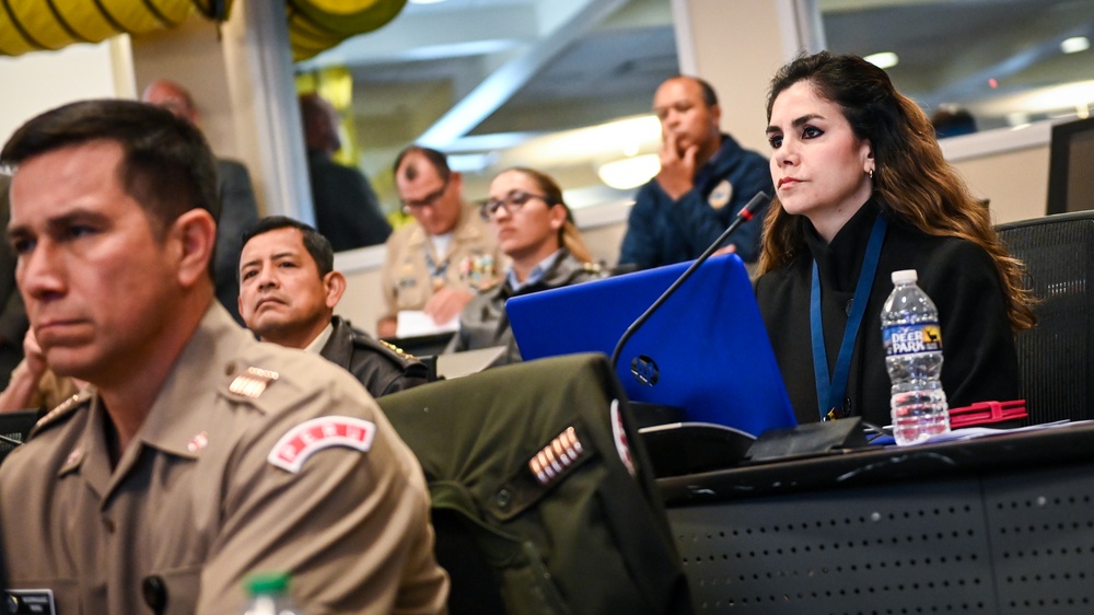 IADC staff and students celebrate Ecuador's Independence Day