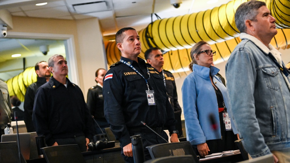 IADC staff and students celebrate Ecuador's Independence Day