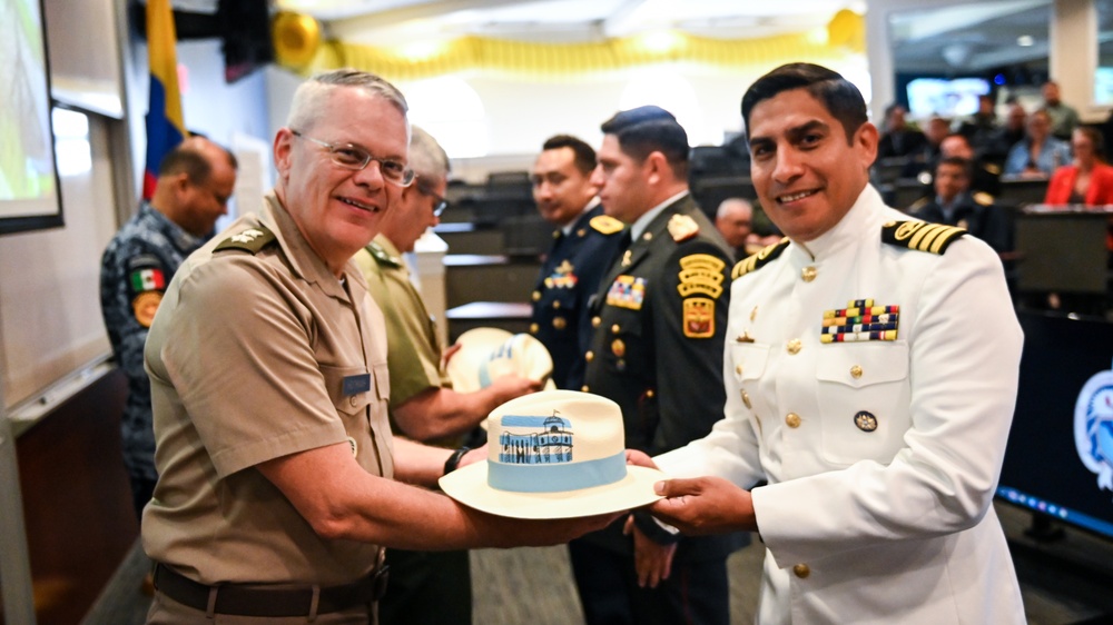 IADC staff and students celebrate Ecuador's Independence Day