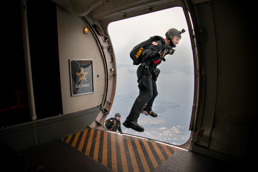 U.S. Army Golden Knights at Seafair 2023