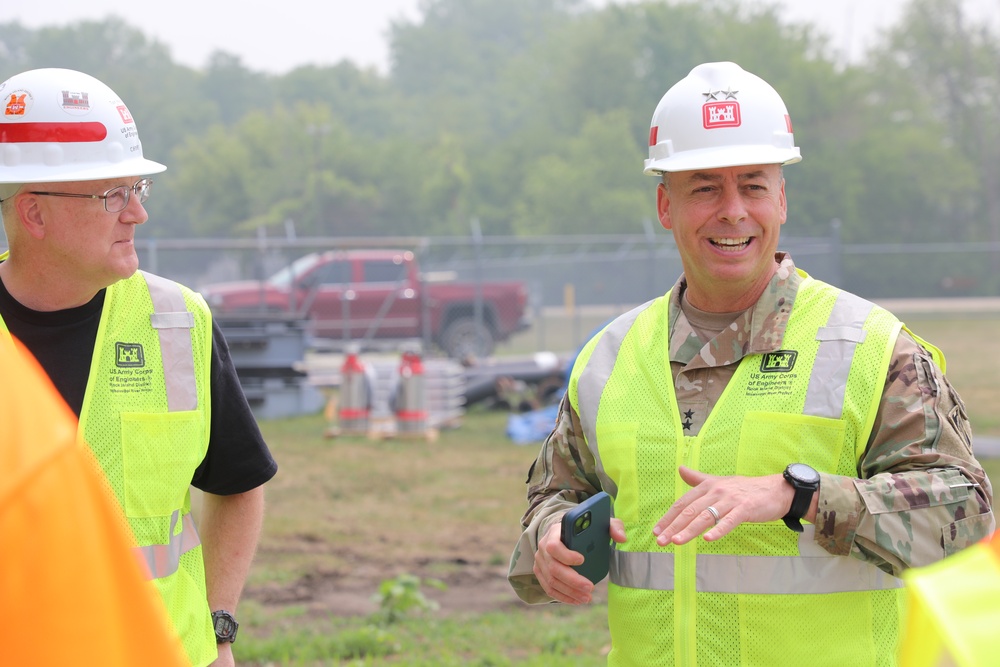 MG Kokaska visits Marseilles Lock during Illinois Waterway Consolidated Closures