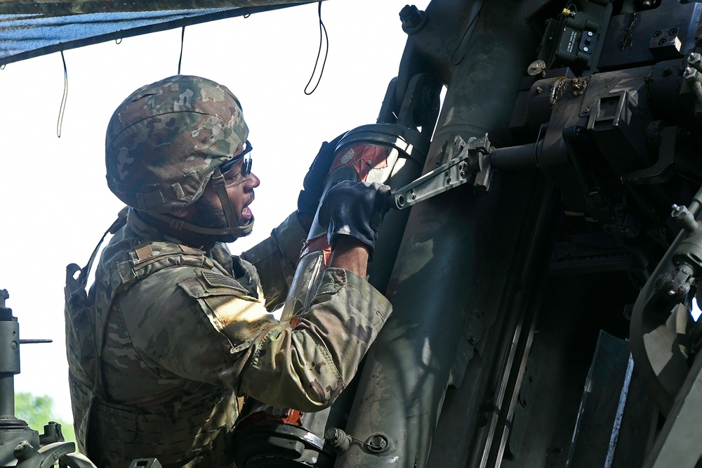 258th Field Artillery trains at NS23