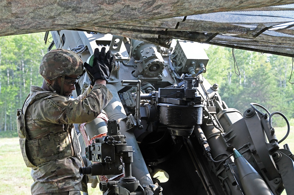 258th Field Artillery trains at NS23