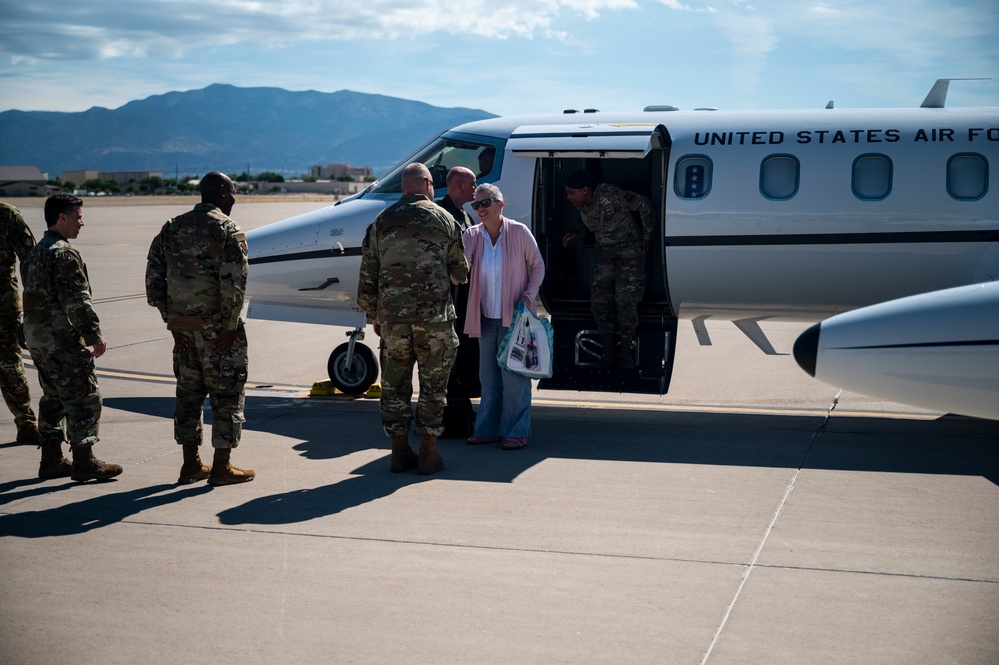 Gen. Thomas Bussiere arrives at Kirtland Air Force Base