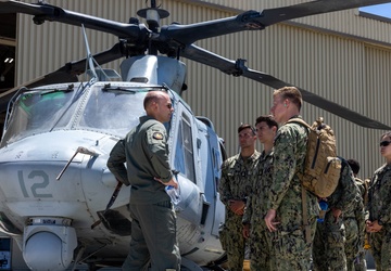 USNA Midshipmen visit HMLA-367