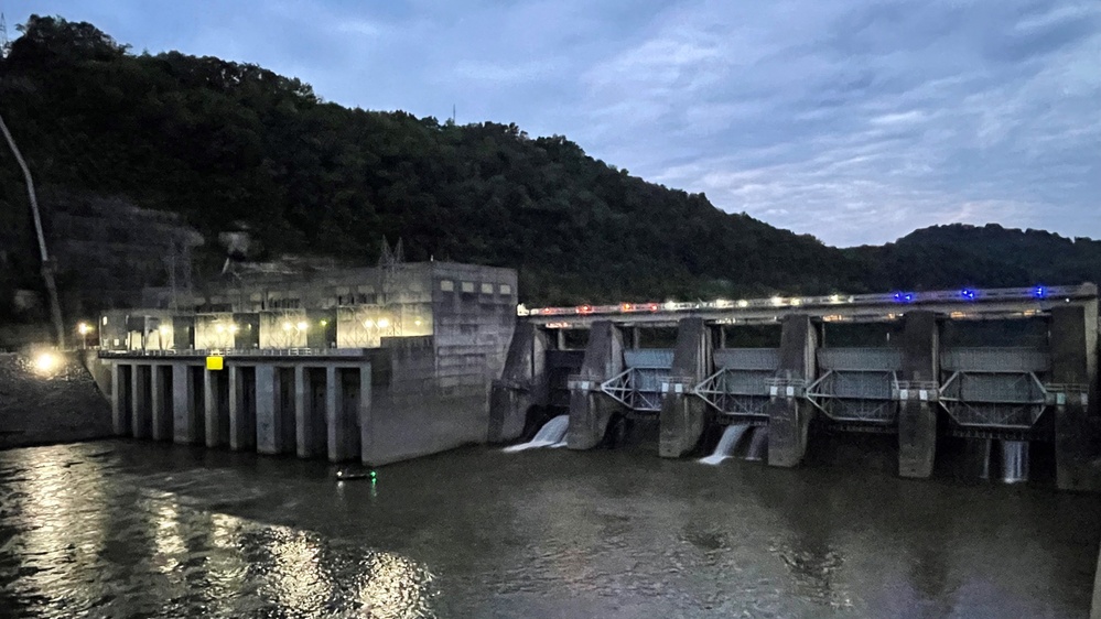 Friends of Cordell Hull Lake serve up ‘Dinner on the Dam’ fundraiser