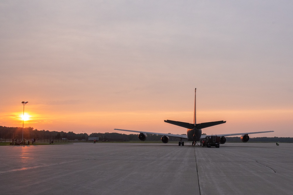 Wet wing defuel of KC-135