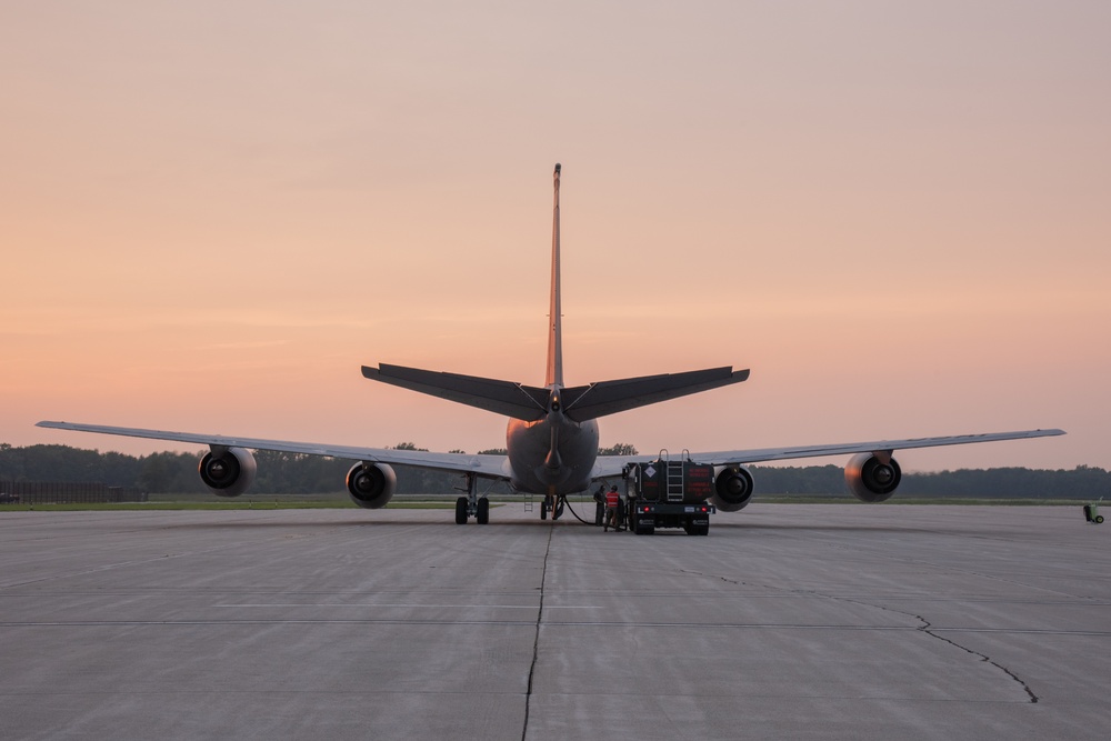 Wet wing defuel of KC-135