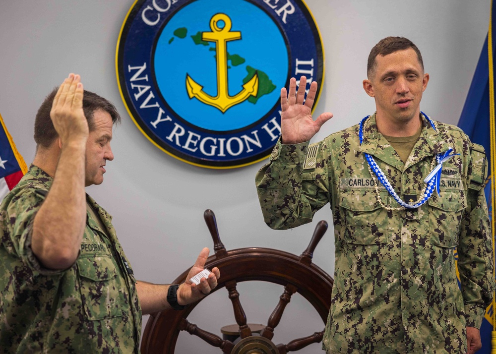 CNRH Holds Reenlistment Ceremony