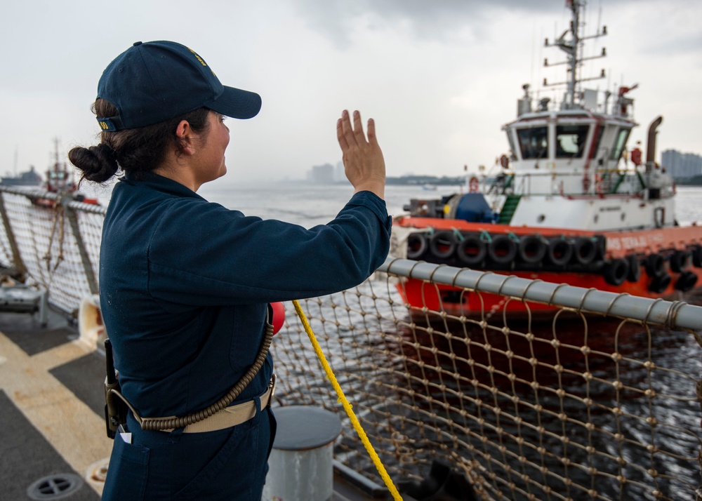 USS Paul Hamilton Singapore Port Visit