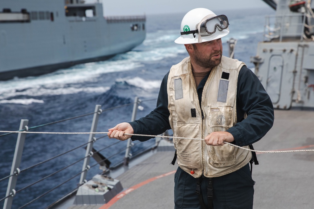 USS Sterett (DDG 104) Replenishment-at-Sea