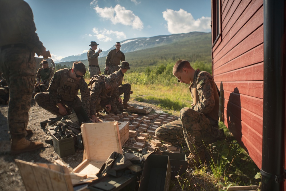 26th MEU(SOC) and San Marco Marine Brigade Master Marksmanship in Norway