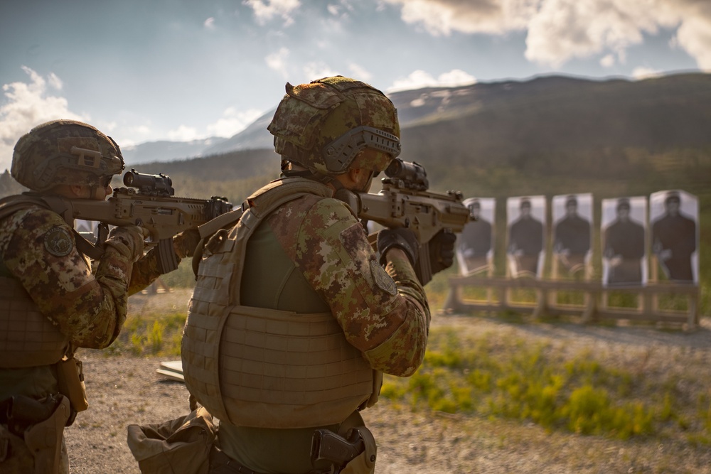 26th MEU(SOC) and San Marco Marine Brigade Master Marksmanship in Norway