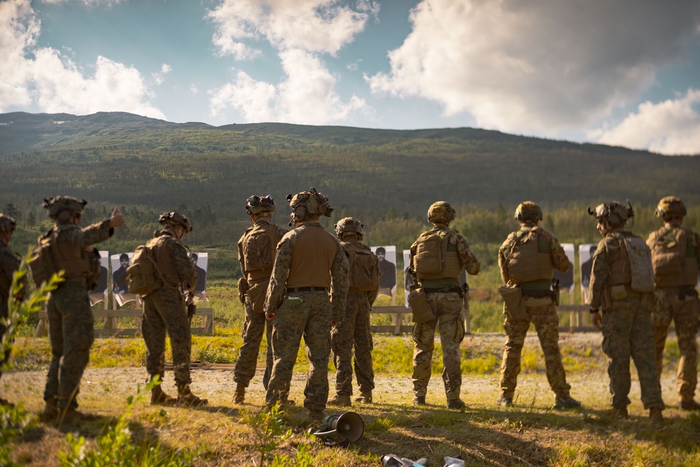 26th MEU(SOC) and San Marco Marine Brigade Master Marksmanship in Norway