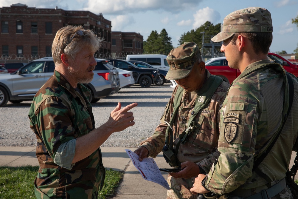 Operation Combined Victory: Advisor teams in Army 2030