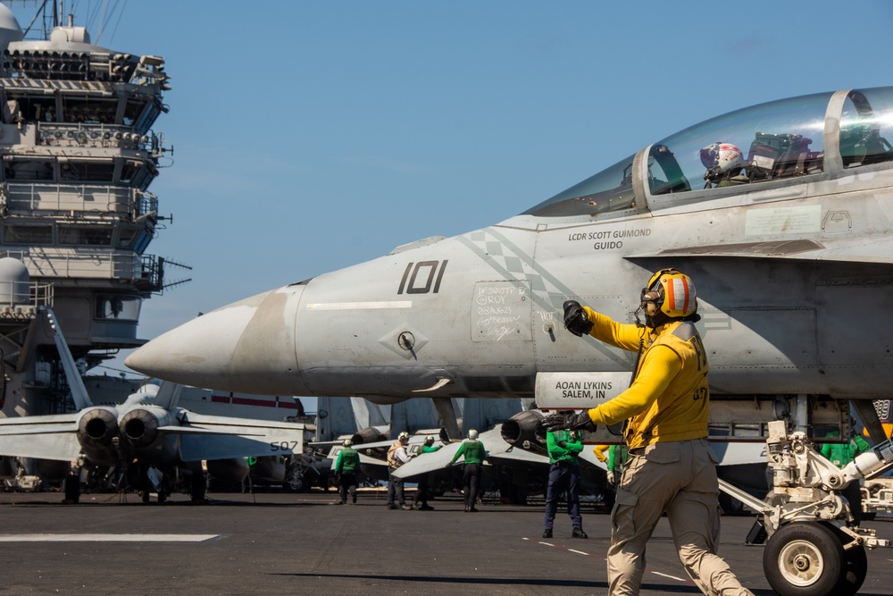 USS Ronald Reagan (CVN 76) conducts flight operations