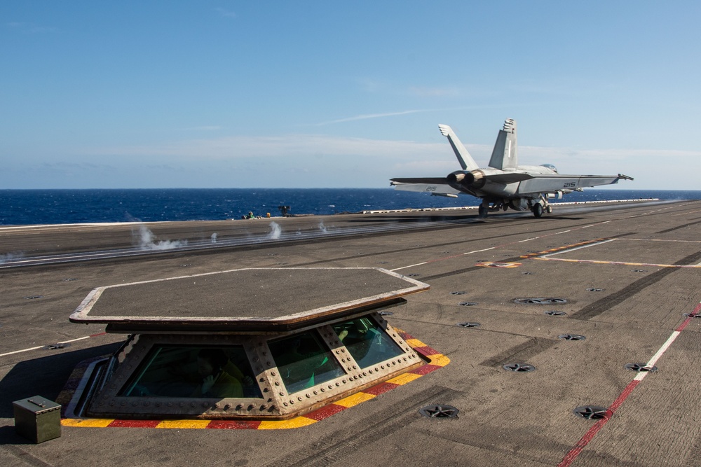 USS Ronald Reagan (CVN 76) conducts flight operations