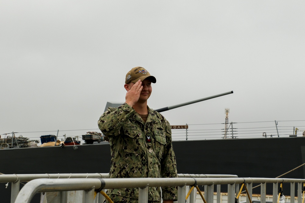 USS Decatur Awards and Honors Transferring Personnel