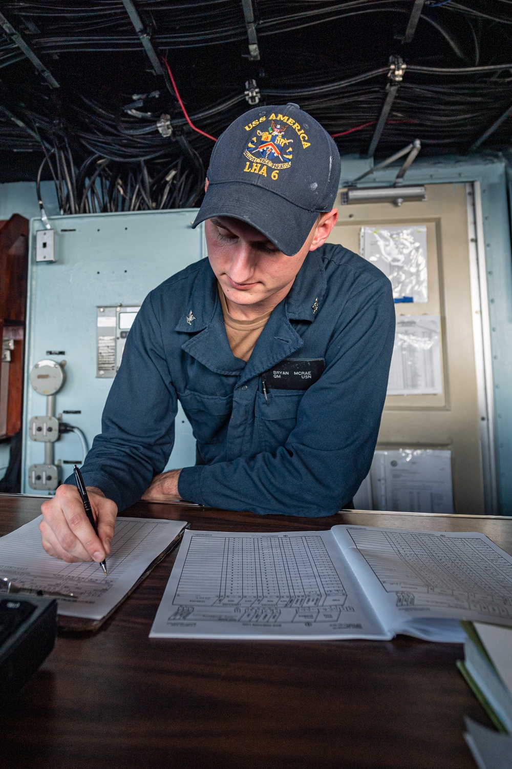 USS America Transits Solomon Sea To Aid Papua New Guinea