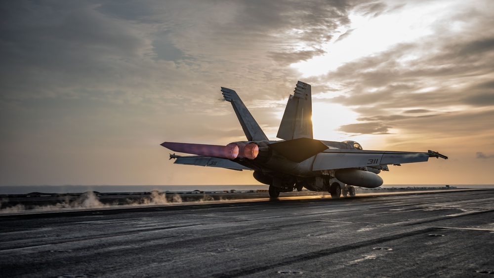 USS Ronald Reagan (CVN 76) Sailors conduct daily flight operations